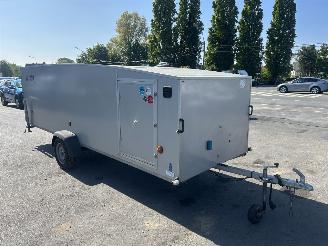 krockskadad bil aanhanger -  BOXRIDER SURF 2021/3