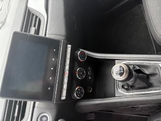 Renault Captur  picture 8