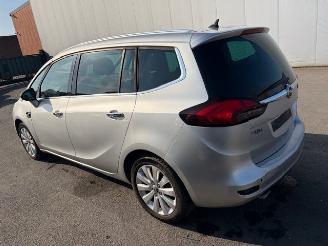 skadebil auto Opel Zafira AUTOMAAT 7 SEATS 2012/2
