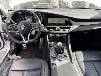 Alfa Romeo Giulia  picture 8