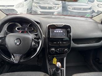 Renault Clio  picture 5