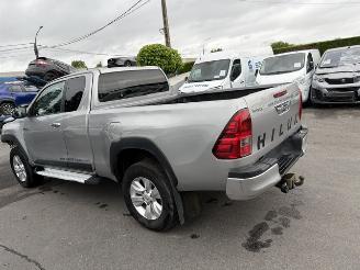 Unfallwagen Toyota Hilux 4x4 2018/10