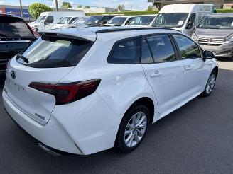uszkodzony samochody osobowe Toyota Corolla Touring Sports HYBRID 2024/3
