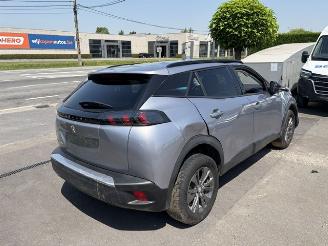 krockskadad bil auto Peugeot 2008 E 2008 50KW 2022/8