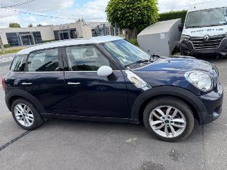 krockskadad bil auto Mini Countryman  2013/4