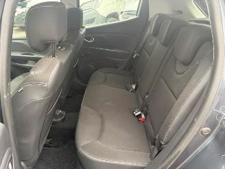 Renault Clio  picture 9