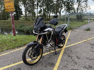 krockskadad bil motor Honda Overige CRF1100L Africa Twin DCT Sports Adventure 2022/6