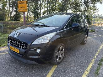 Auto incidentate Peugeot 3008 1.6 VTi Première 2010/1