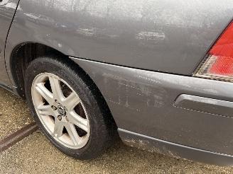 Volvo S-60 2.0T MOMENTUM AUTOMAAT! RIJDBAAR picture 26