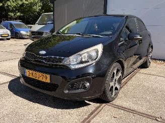 Voiture accidenté Kia Rio 1.2 CVVT Super Pack NAP RIJDBAAR! 2013/1