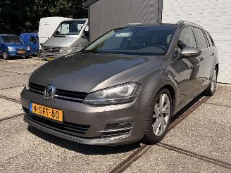 Damaged car Volkswagen Golf 7 1.4 TSI Highline AUTOMAAT XENON RIJDBAAR! 2013/1