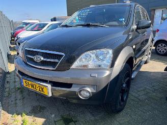 krockskadad bil auto Kia Sorento 3.5 V6 EX Luxe 2004/4