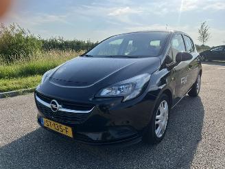 damaged passenger cars Opel Corsa 1.4 Edition 2018/5