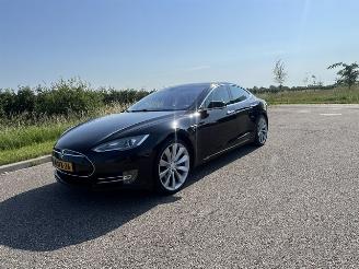 Auto incidentate Tesla Model S 85 Signature Performance FREE SUPERCHARGER 2013/9