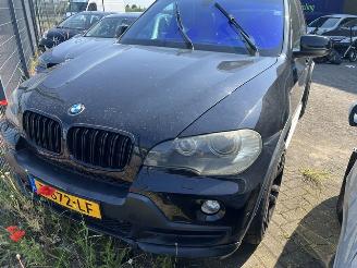 Schadeauto BMW X5 XDRIVE 4.8I  V8 PANORAMA DAK 2009/4