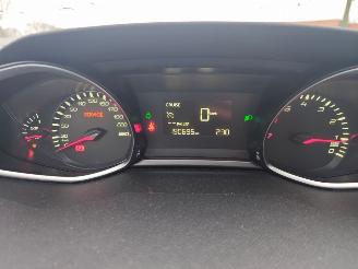 Peugeot 308 1.2 e-thp bleu lion ex. mooie auto lichte schade ijdbaar picture 10