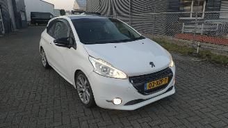  Peugeot 208 208 1.6 Allure Pano Leer Supermooi auto! 2012/1