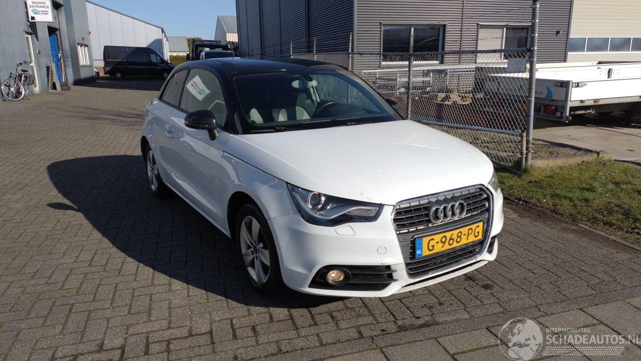 Audi A1 1.2 s edition rijdbare schade