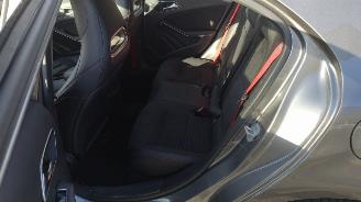 Mercedes A-klasse A 250 AMG Prestige Sport Super nette auto met rijdbare schade picture 21