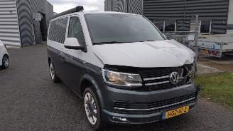 skadebil camper Volkswagen  Transporter 2.0 TDI 150 pk DSG Camper hefdak Luifel Leer Stoelverw Mooi! 2017/1