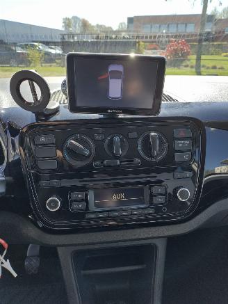 Volkswagen Up! 1.0 MPI Navi/PDC/Airco/Cruise Elek pakket Mooi! picture 24