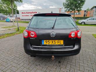 Volkswagen Passat 2.0 Highline FSI Business Nette auto picture 3