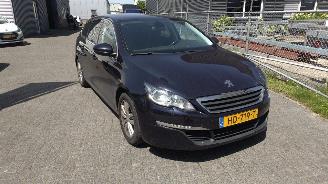 Voiture accidenté Peugeot 308 1.6 hdi premium euro6 rijdbare schade ! 2015/1