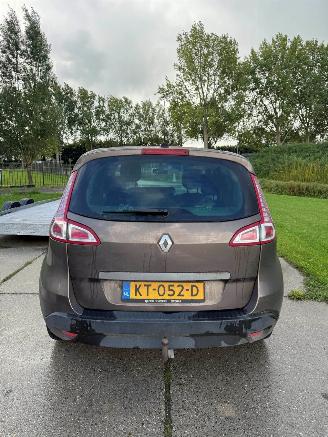 Renault Scenic 1.5 dCi picture 4