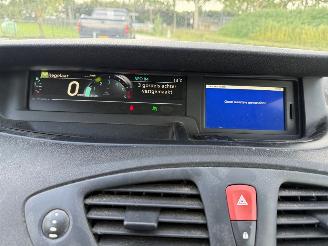 Renault Scenic 1.5 dCi picture 13