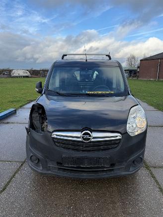 skadebil auto Opel Combo VAN 2015/1