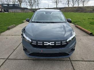 Voiture accidenté Dacia Sandero  2025/1