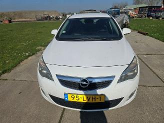  Opel Astra  2010/6