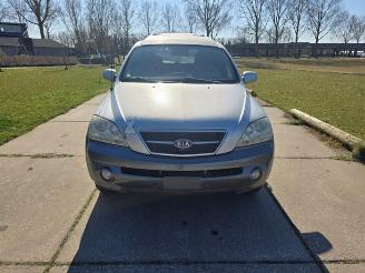 Coche siniestrado Kia Sorento Sorento I (JC), SUV, 2002 / 2011 2.5 CRDi 16V 2003/5