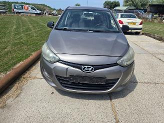 skadebil auto Hyundai I-20  2012/8