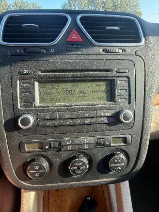 Volkswagen Eos 2.0 FSI Cabrio picture 11