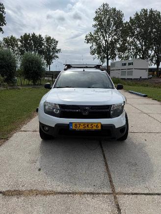 Auto incidentate Dacia Duster 4X4 SUV 2011/1