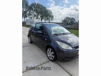 Coche siniestrado Mitsubishi Colt Colt (Z2/Z3), Hatchback, 2004 / 2012 1.3 16V 2005/1