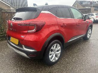 Damaged car Renault Captur 1.6 E-Tech Hybrid 145 Intens AUTOMAAT PANORAMA 2022/11