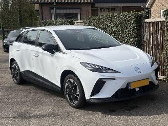 Unfallwagen MG MG4 SPORT 51 kWh  243PK 350KM ACTIERADIUS 2023/12