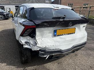 MG MG4 SPORT 51 kWh  243PK 350KM ACTIERADIUS picture 7