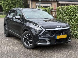 Schadeauto Kia Sportage 1.6 T-GDi Hybrid DynamicLine automaat 200pk 2023/2