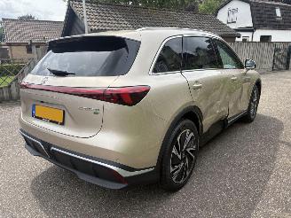 MG MG S6 EV Luxury 4WD 77 kWh 408 PK SPLINTER NIEUW picture 5