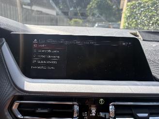 BMW 1-serie 118i Executive Edition AUTOMAAT 136PK picture 19
