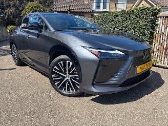 Unfallwagen Lexus RZ 450e Executive 320 PK  71 kWh  PANORAMA 2024/6