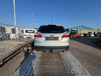 Ford Focus 1.6 SCTi 16V Combi/o  Benzine 1.596cc 110kW (150pk) FWD 2010-07/2018-05  JQDB picture 5