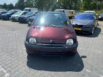krockskadad bil auto Renault Twingo 1.2 16V Hatchback 2Dr Benzine 1 149cc 55kW 2003/1