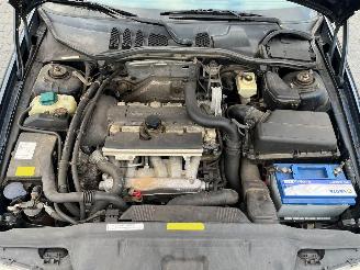 Volvo C-70 2.0 T 20V Cabrio  Benzine 1.984cc 120kW (163pk) FWD 1999-08/2006-03 (NC48) B5204T4 picture 22