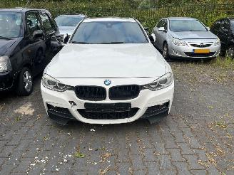 Auto incidentate BMW 3-serie 320d 2.0 16V Combi/o  Diesel 1.995cc 135kW (184pk) 2015/3