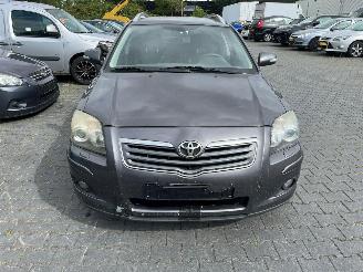 Auto incidentate Toyota Avensis 2.0 16V VVT-i D4 Combi/o  Benzine 1.998cc 108kW (147pk) 2007/1