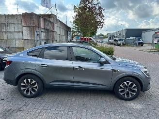 Renault Arkana E-TECH picture 4